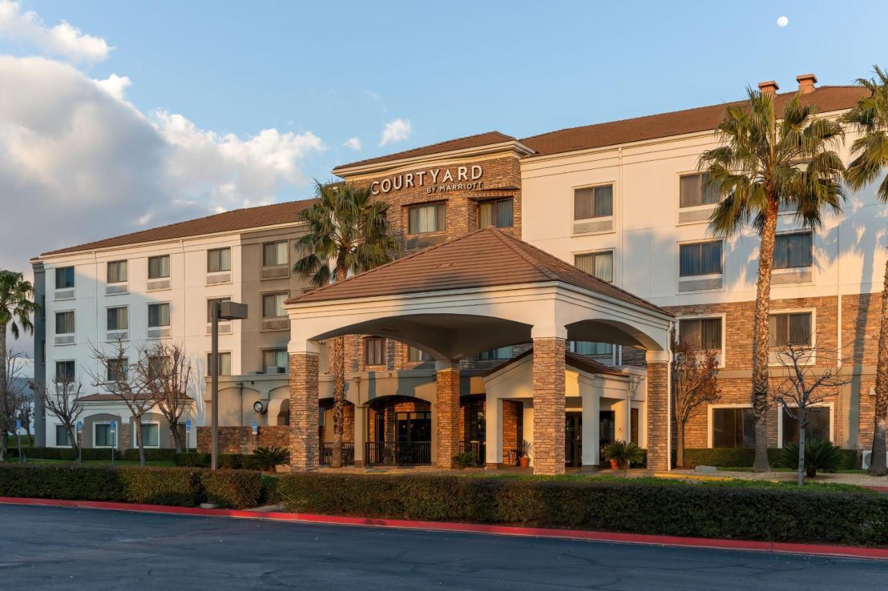 Courtyard By Marriott Ontario Rancho Cucamonga Hotell Exteriör bild