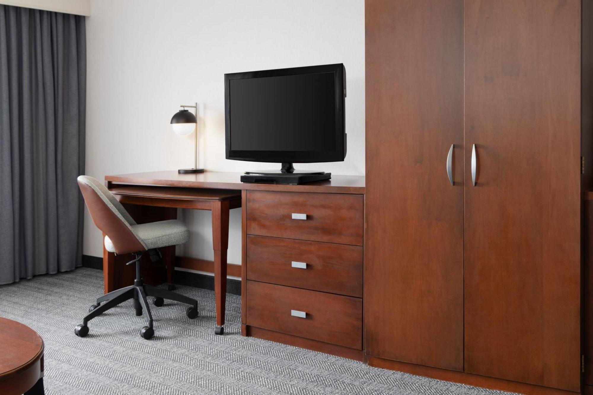 Courtyard By Marriott Ontario Rancho Cucamonga Hotell Exteriör bild