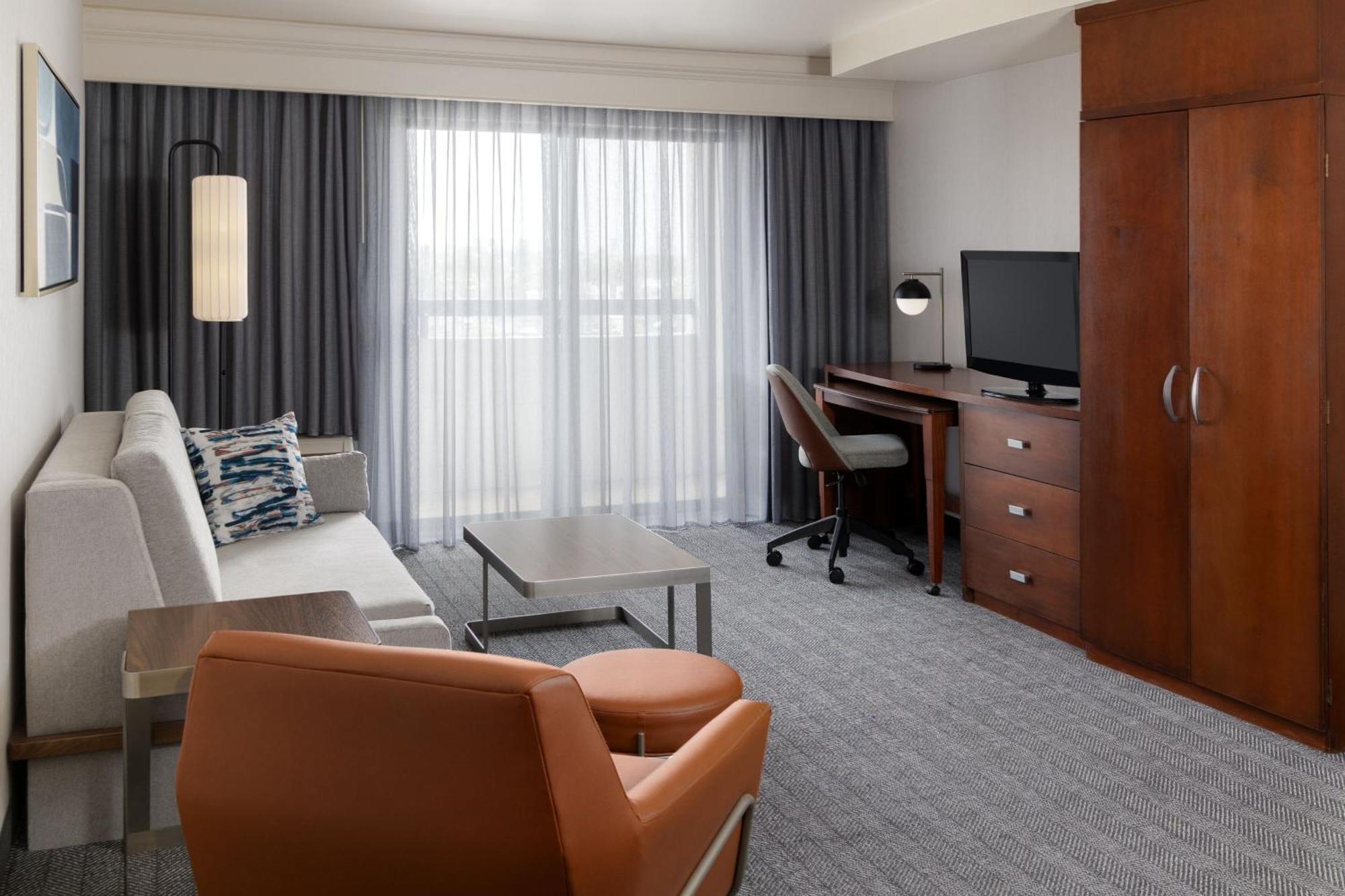 Courtyard By Marriott Ontario Rancho Cucamonga Hotell Exteriör bild