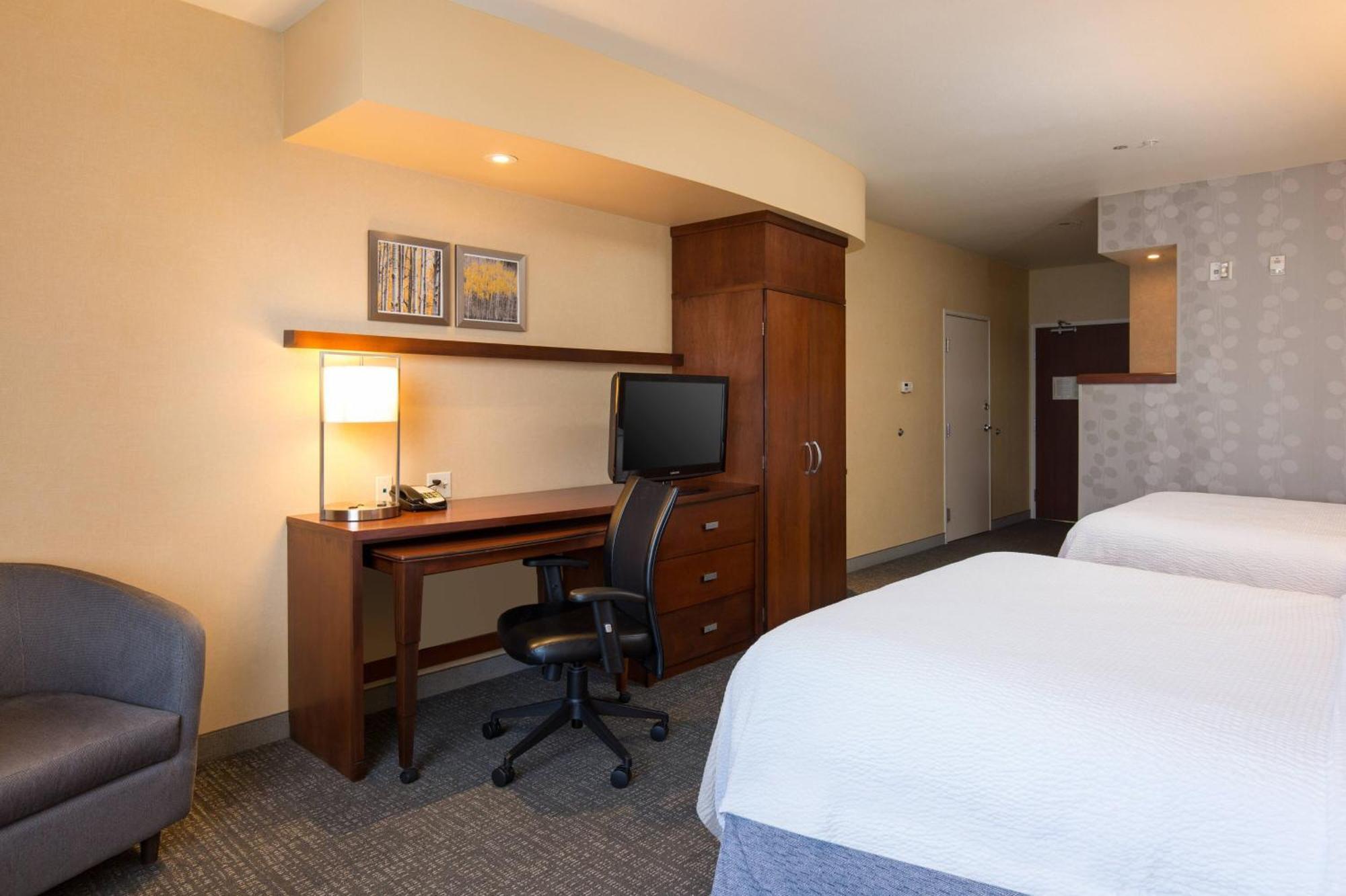 Courtyard By Marriott Ontario Rancho Cucamonga Hotell Exteriör bild