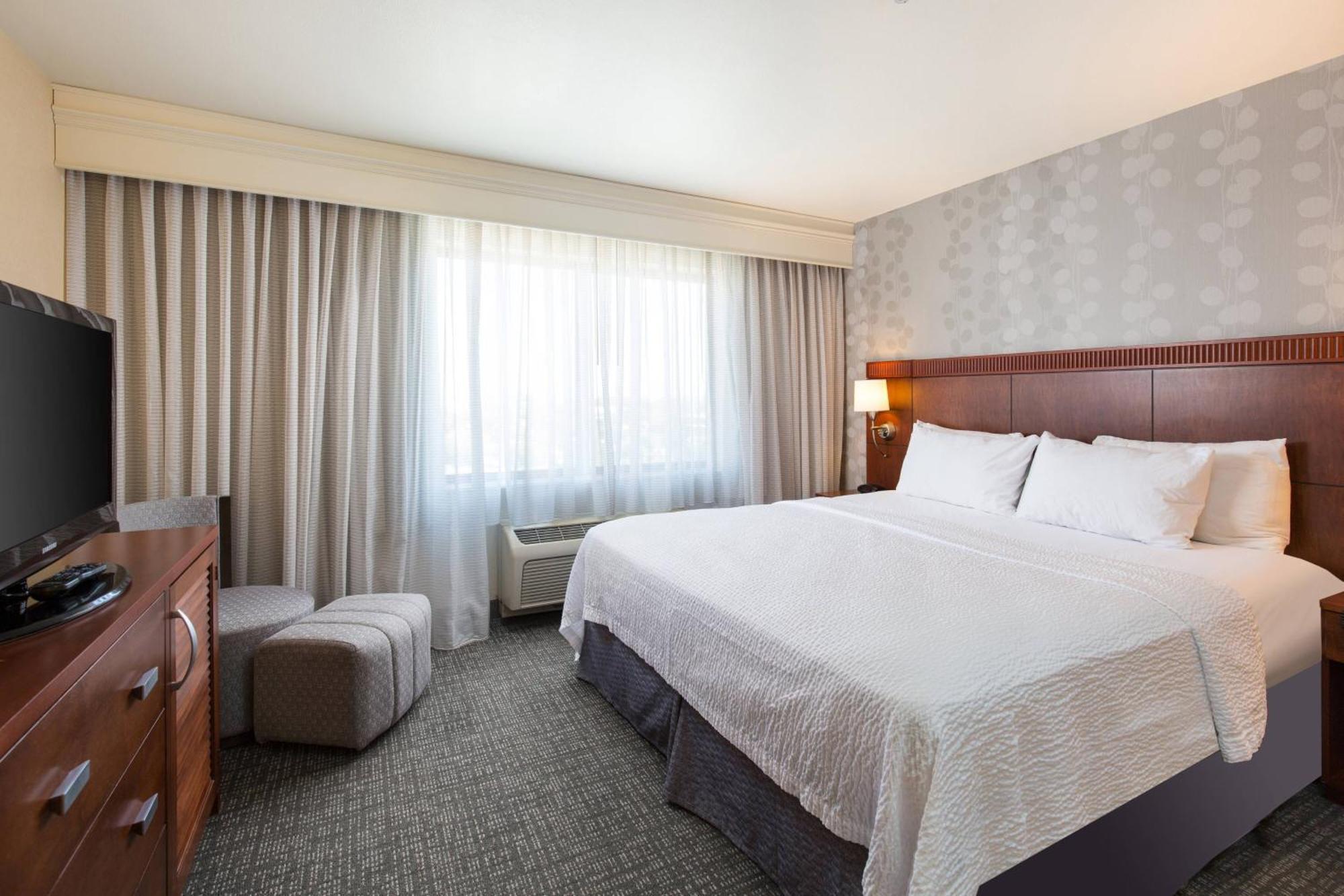 Courtyard By Marriott Ontario Rancho Cucamonga Hotell Exteriör bild