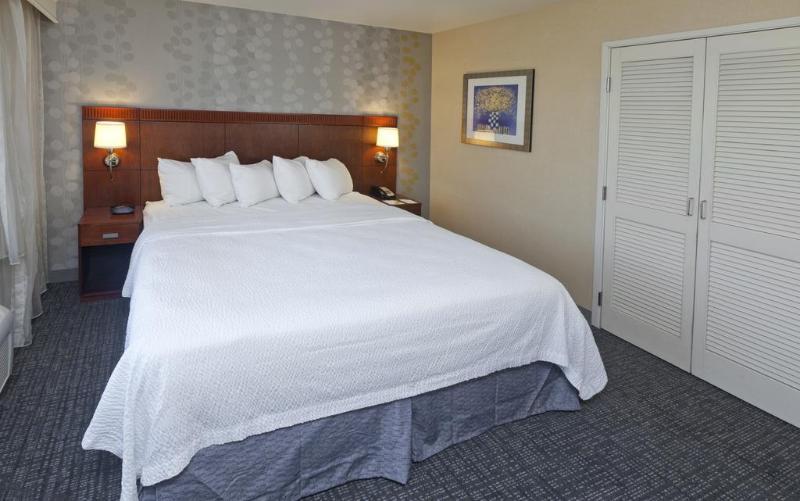 Courtyard By Marriott Ontario Rancho Cucamonga Hotell Exteriör bild